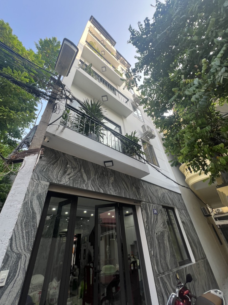 Bán nhà Ái Mộ, Long Biên, 43m6T, 11,85 tỷ. Thang máy, gần phố, ở ngay.