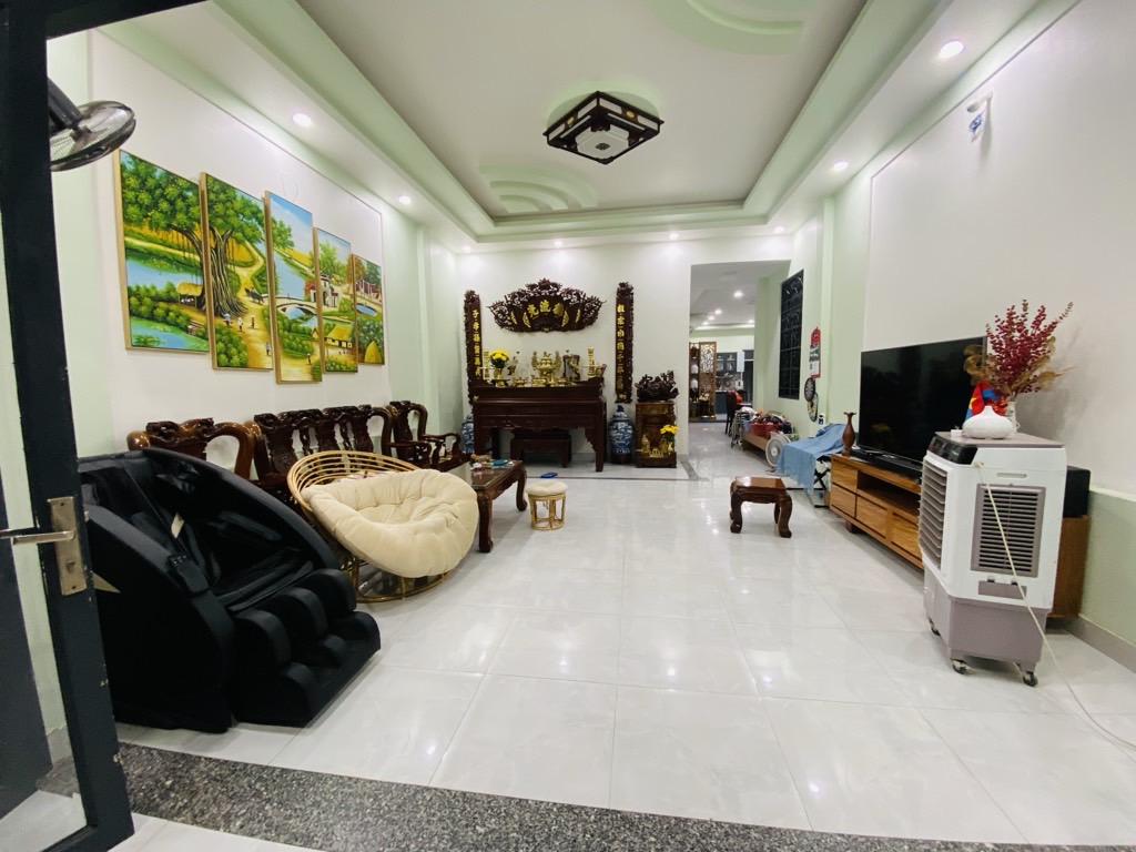 🔥 GIẢM 3 TỶ CÒN 12,X TỶ – NHÀ GẦN 200M² ĐẤT Ở, NGANG 8M, SÂN 3 Ô TÔ – TRUNG TÂM THỦ ĐỨC - ĐH SPKT