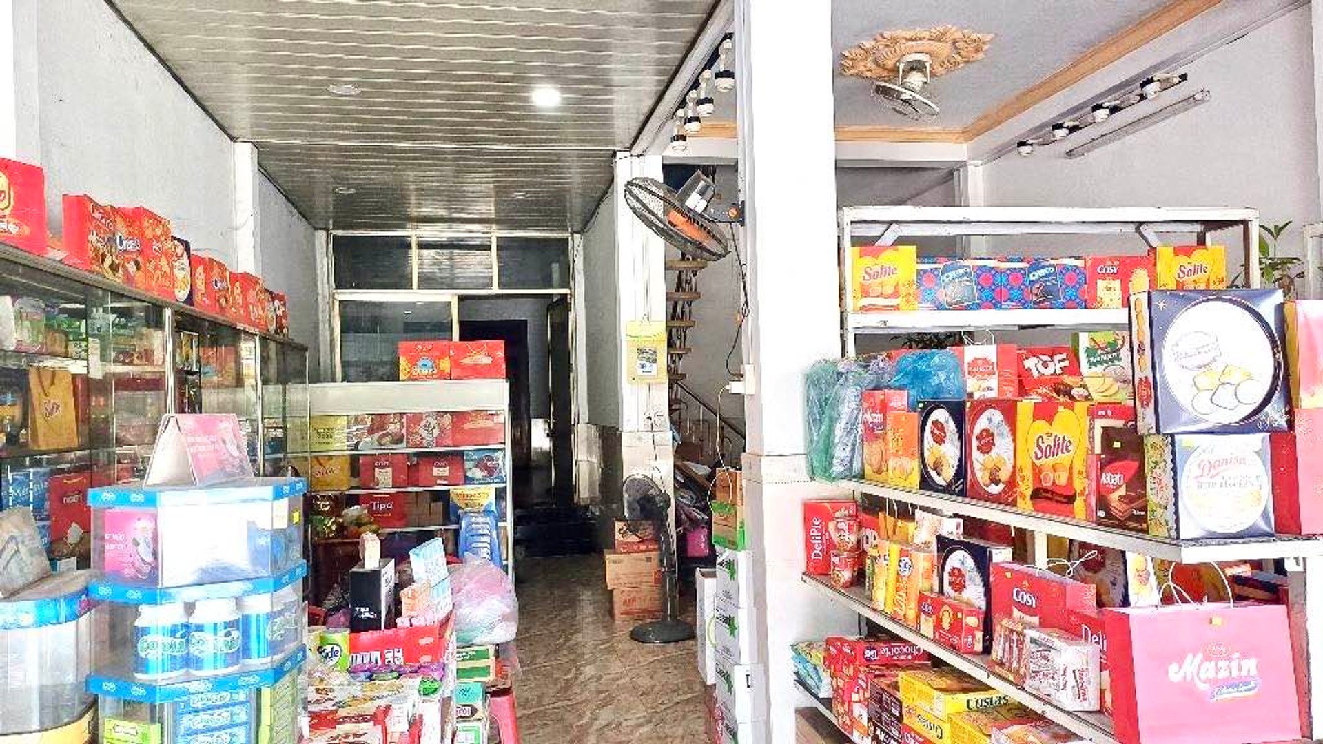 Cơ hội sở hữu nhà mặt phố kinh doanh đắc địa gần chợ Tân An