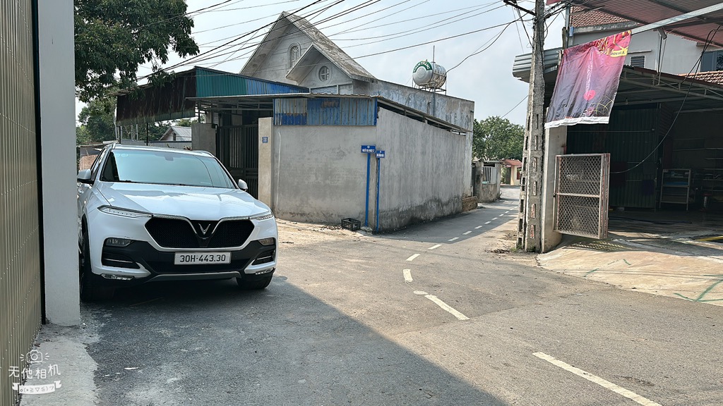 Đất đẹp mặt tiền rộng cạnh hồ Đồng Đò, dân trí cao
