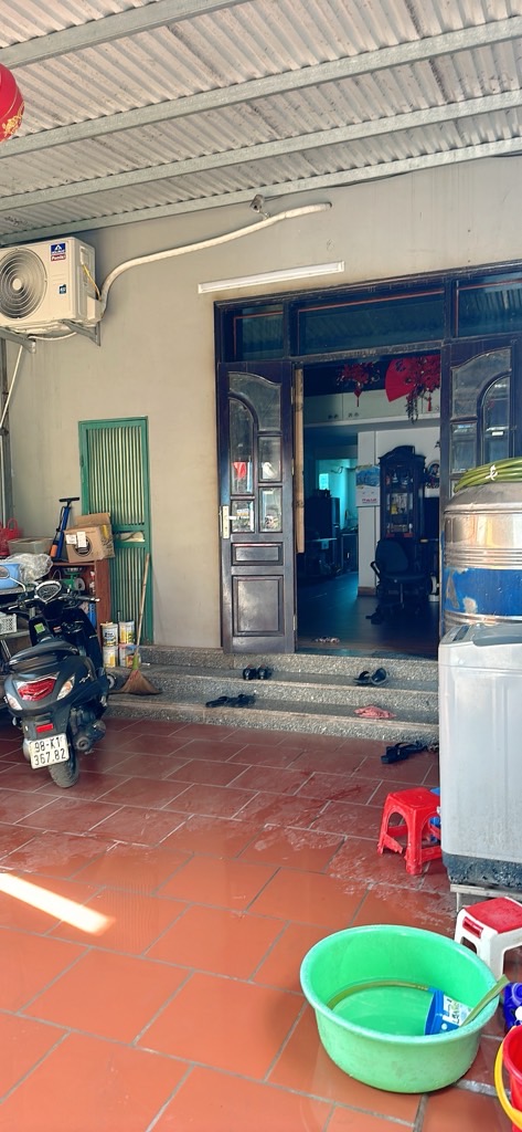 Nhà 1 Tầng Có Tầng Lửng Sát Đại Lộ Thăng Long, Vân Côn