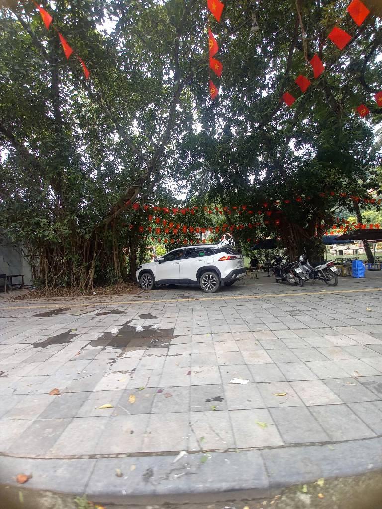 Tòa nhà 8 tầng sang trọng, mặt tiền rộng siêu đẳng cấp tại Sài Sơn
