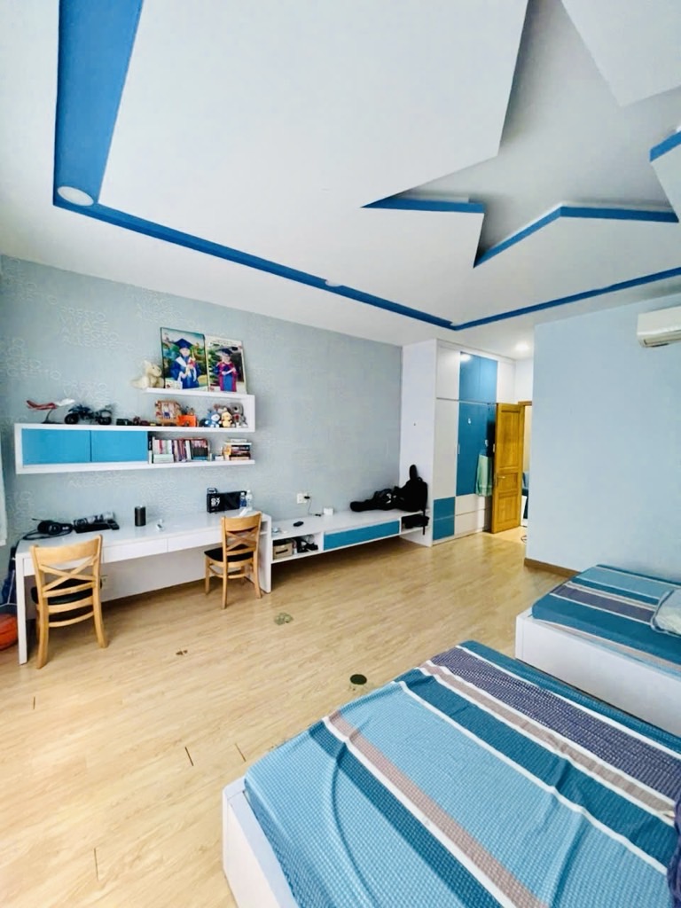 🚀 SIÊU PHẨM BIỆT THỰ NHỎ – Ô TÔ NGỦ TRONG NHÀ – 166M² – CHỈ HƠN 9 TỶ - 5M × 33M | 3 TẦNG BTCT.