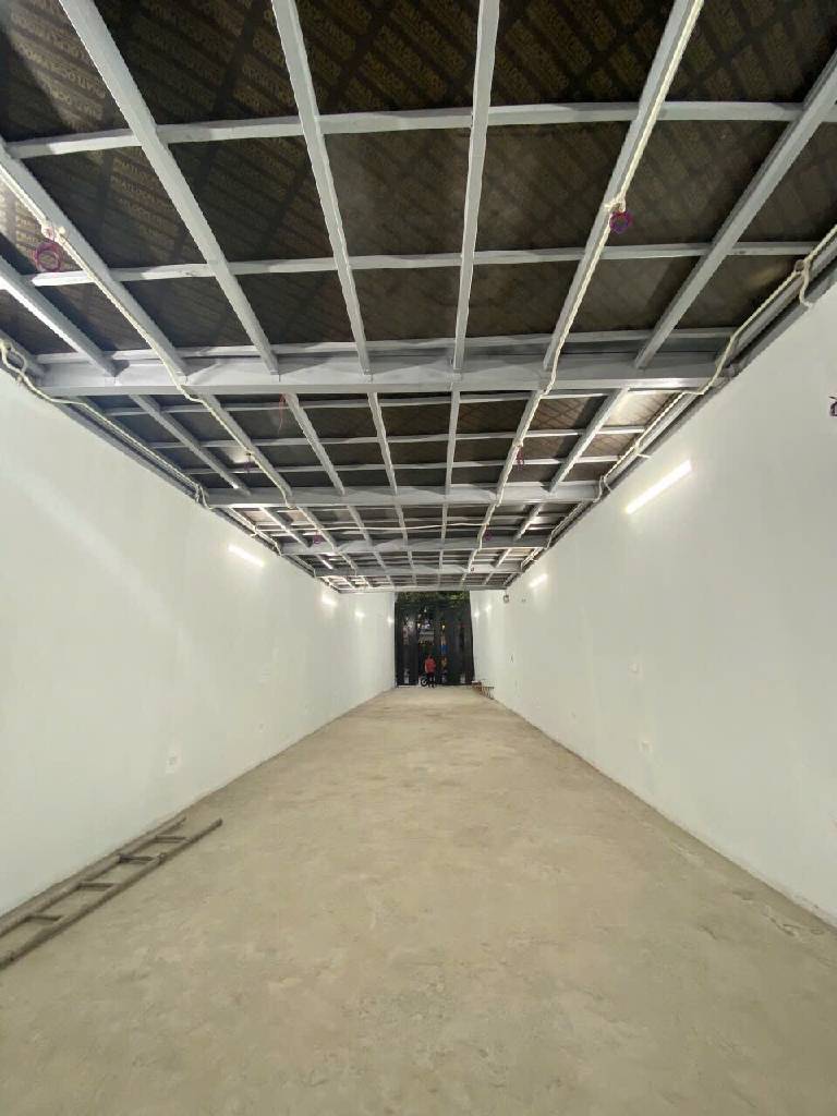 BÁN ĐẤT MẶT PHỐ SẴN NHÀ LÀM KHO XƯỞNG , VỈA HÈ RỘNG TRƯỚC NHÀ CONTENER TRÁNH, ĐỖ