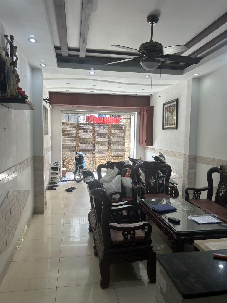 Bán nhà 5 tầng 72m² mặt tiền đường 10m phường 11 Tân Bình