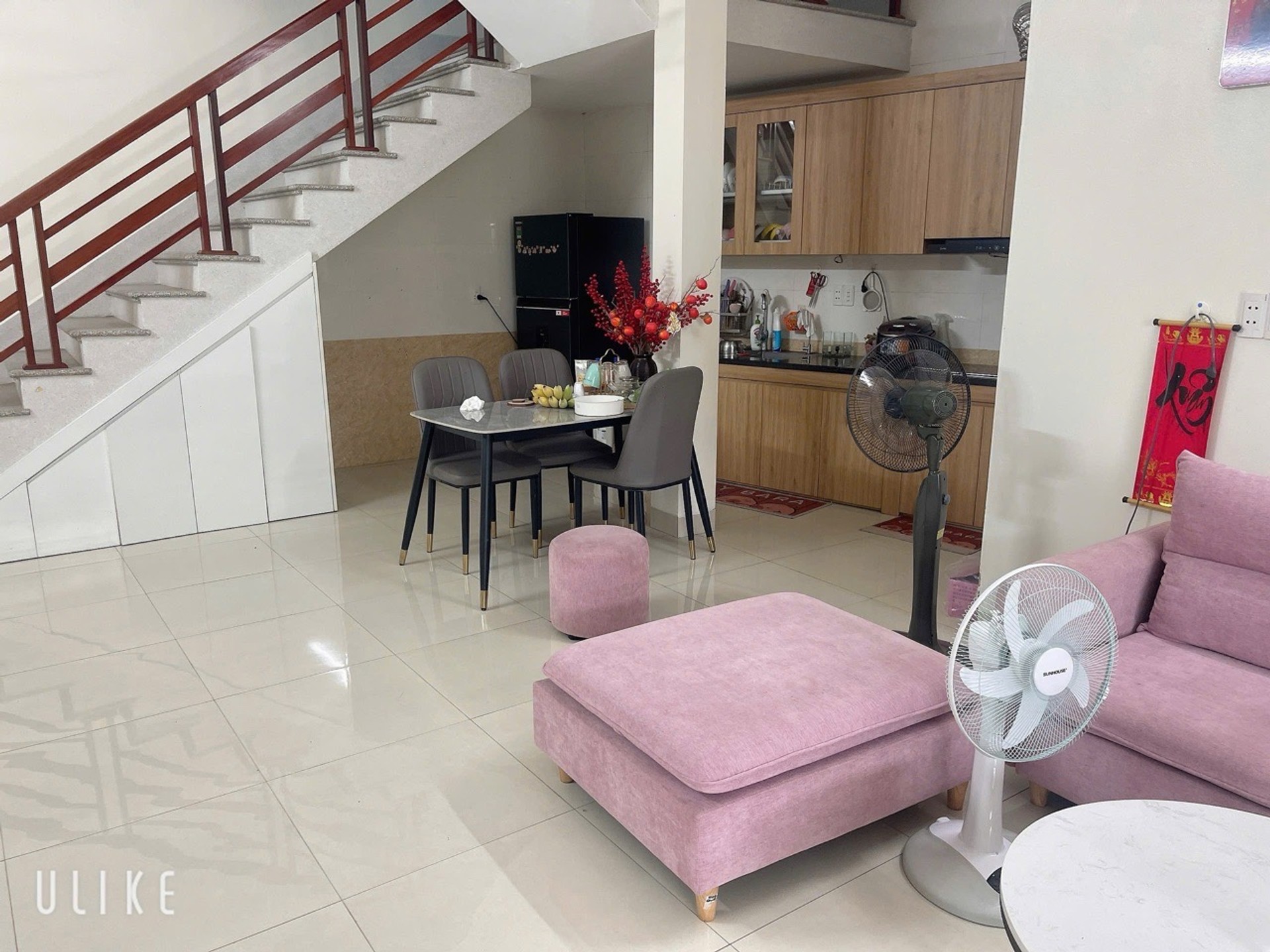 Nhà 2 Tầng Siêu Đẹp Sát Ngã Tư Phố Nỷ – 50 m ra quốc lộ 3