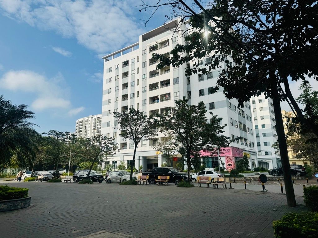 Căn hộ chung cư lô góc tại Sài Đồng, 73.3m², giá 4.2 tỷ chủ máu bán còn thương lượng