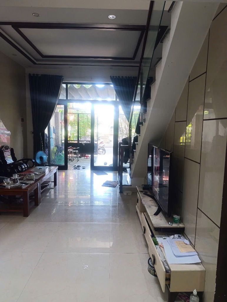 Bán nhà 3 tầng 4PN 87m2 mặt tiền Mỹ An 6 gần cầu Trần Thị Lý