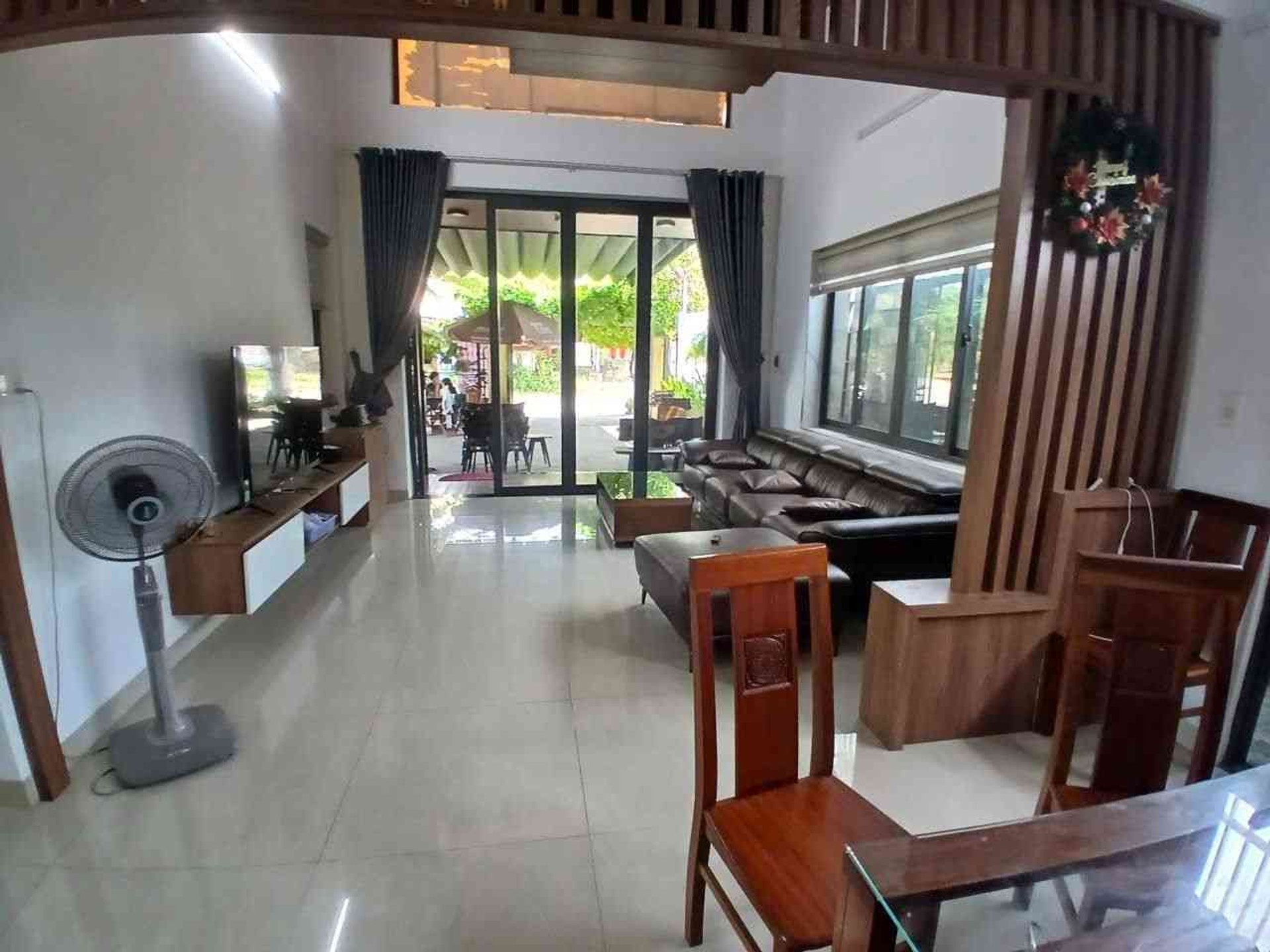 Nhà lô góc 2 mặt tiền rộng 197.5m² tại An Ngãi Tây Hòa Sơn
