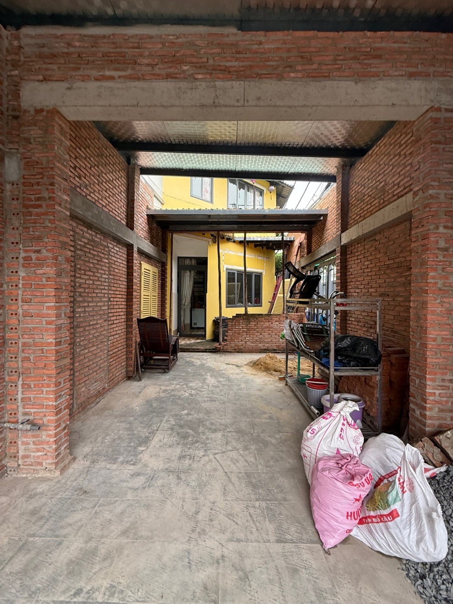 Nhà lô góc 2 mặt tiền, hẻm xe hơi, Bình Trị Đông, 55m², 3.5 tỷ