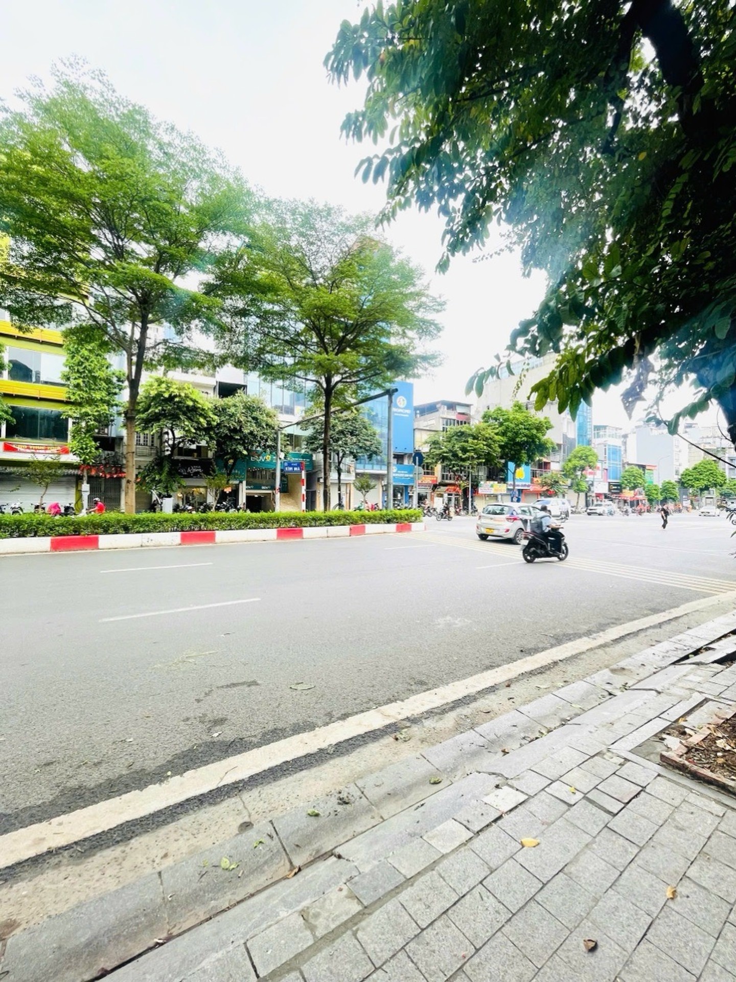 Cơ Hội Vàng Sở Hữu Nhà Mặt Phố Kim Mã Kinh Doanh Đỉnh Cao