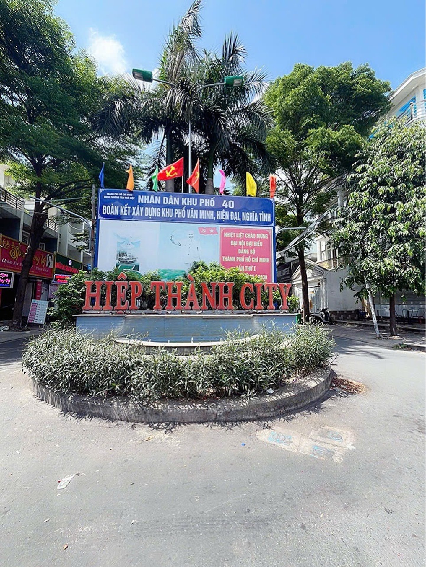 Nhà phố Hiệp Thành City rộng 90m² với 4 tầng xây dựng kiên cố và kiến trúc hiện đại