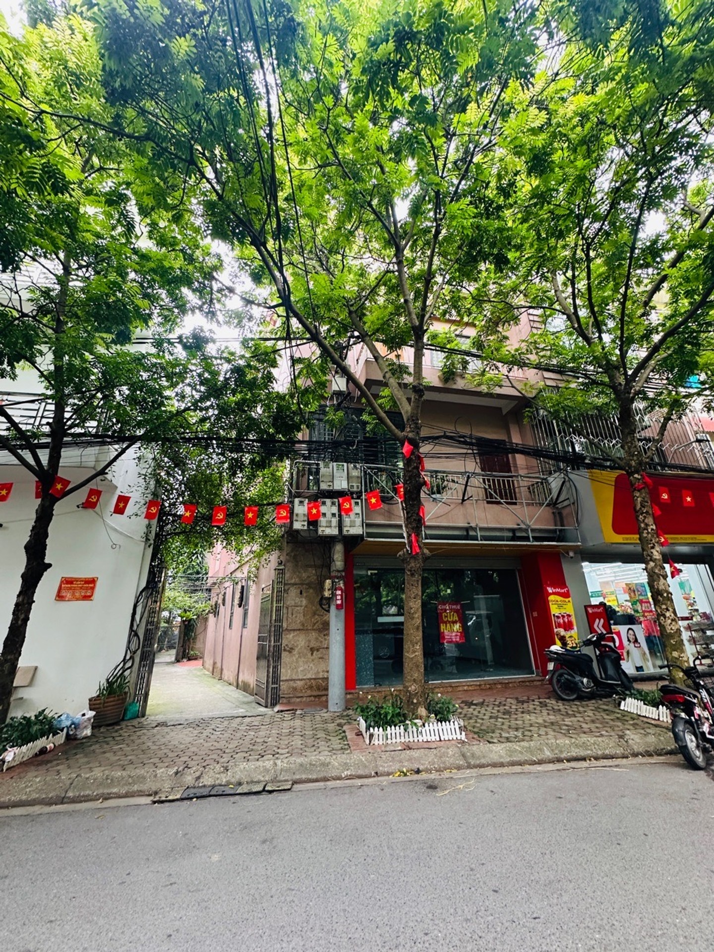 Nhà mặt phố Lệ Mật - Lô góc 3 mặt thoáng, vị trí kim cương cho kinh doanh đẳng cấp