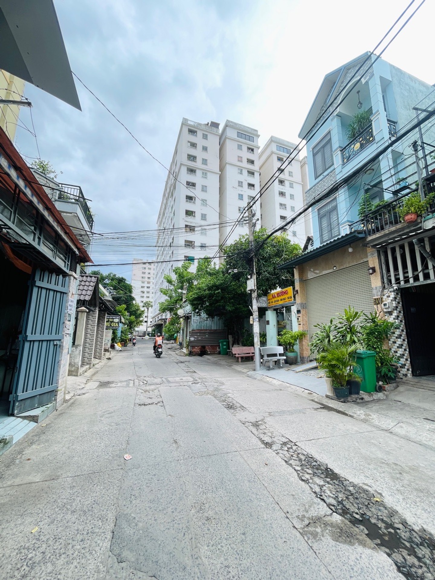 Sát mặt tiền Phan Văn Hớn, 161m2 CN đủ, ngang gần 7m, hẻm xe tải. Quận 12. Nhỉnh 9 tỷ