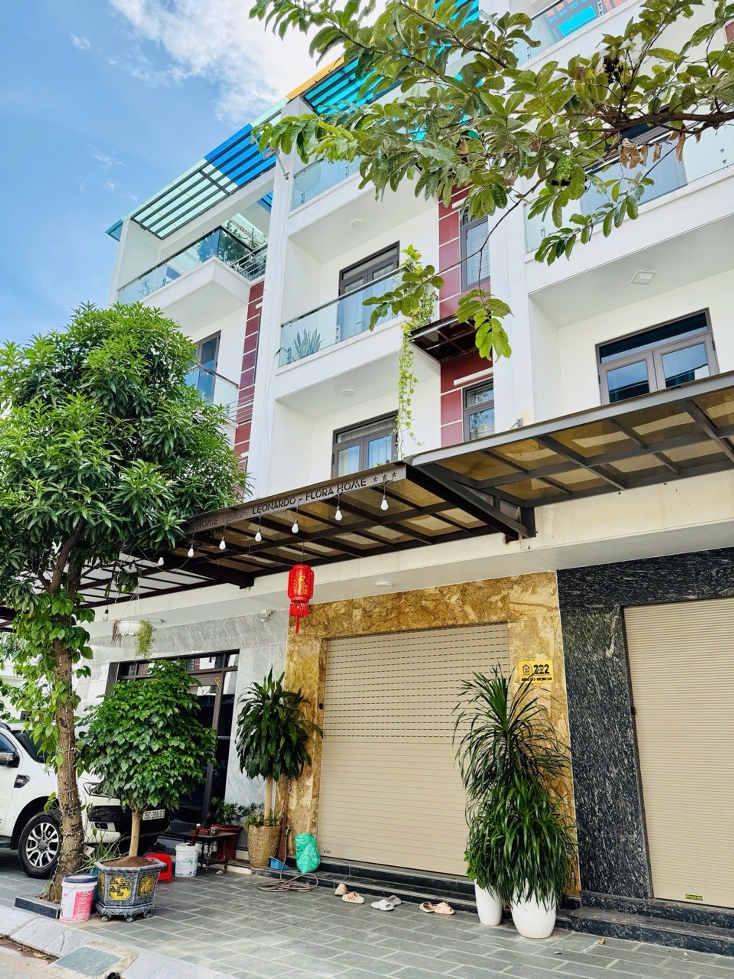 Nhà 4 tầng hướng Đông Nam tại khu Him Lam, phù hợp kinh doanh