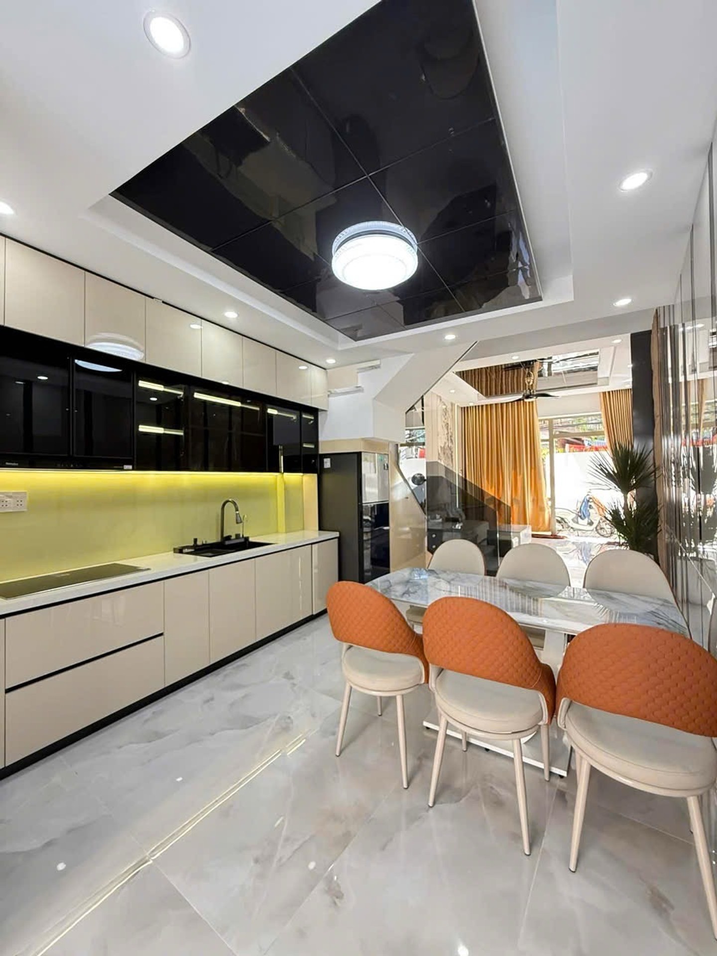 Nhà 3 tầng mới 100% có hồ bơi trung tâm Thanh Khê 74m2