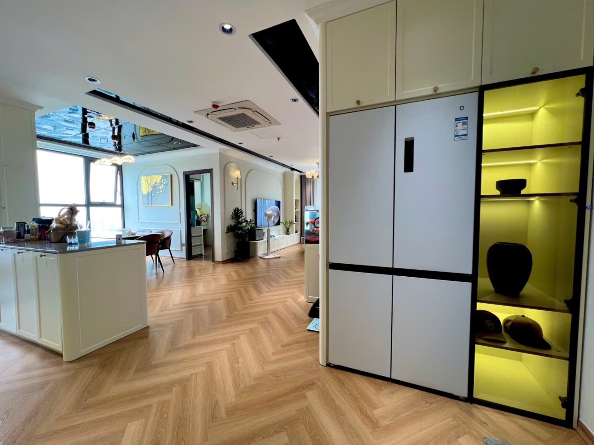 Bán căn hộ chung cư 97m2 tại chung cư cao cấp Khai Sơn City Ngọc Thụy