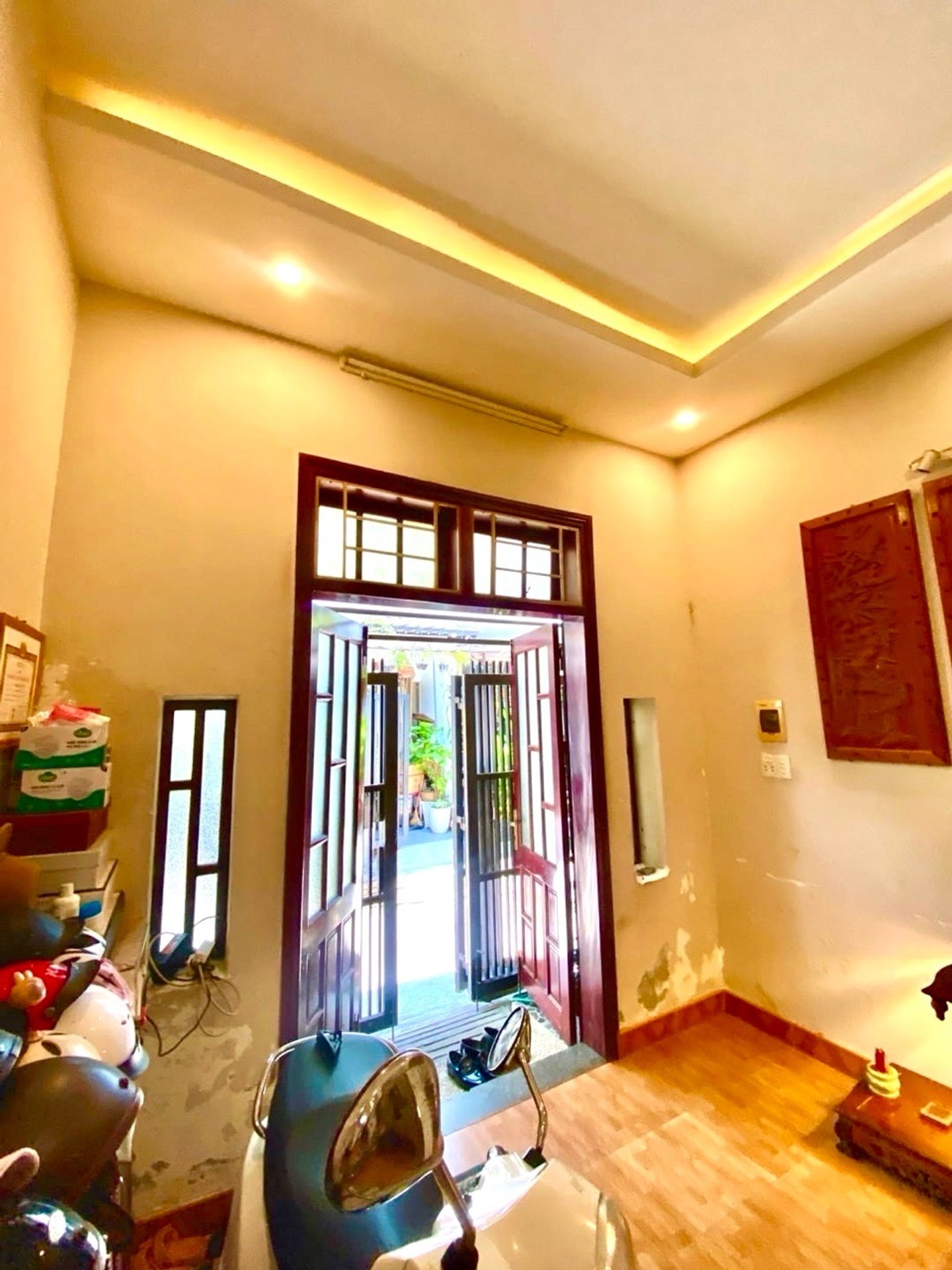 Nhà 2 tầng 2 mặt kiệt ô tô Phan Tứ gần biển, giá 14,3 tỷ