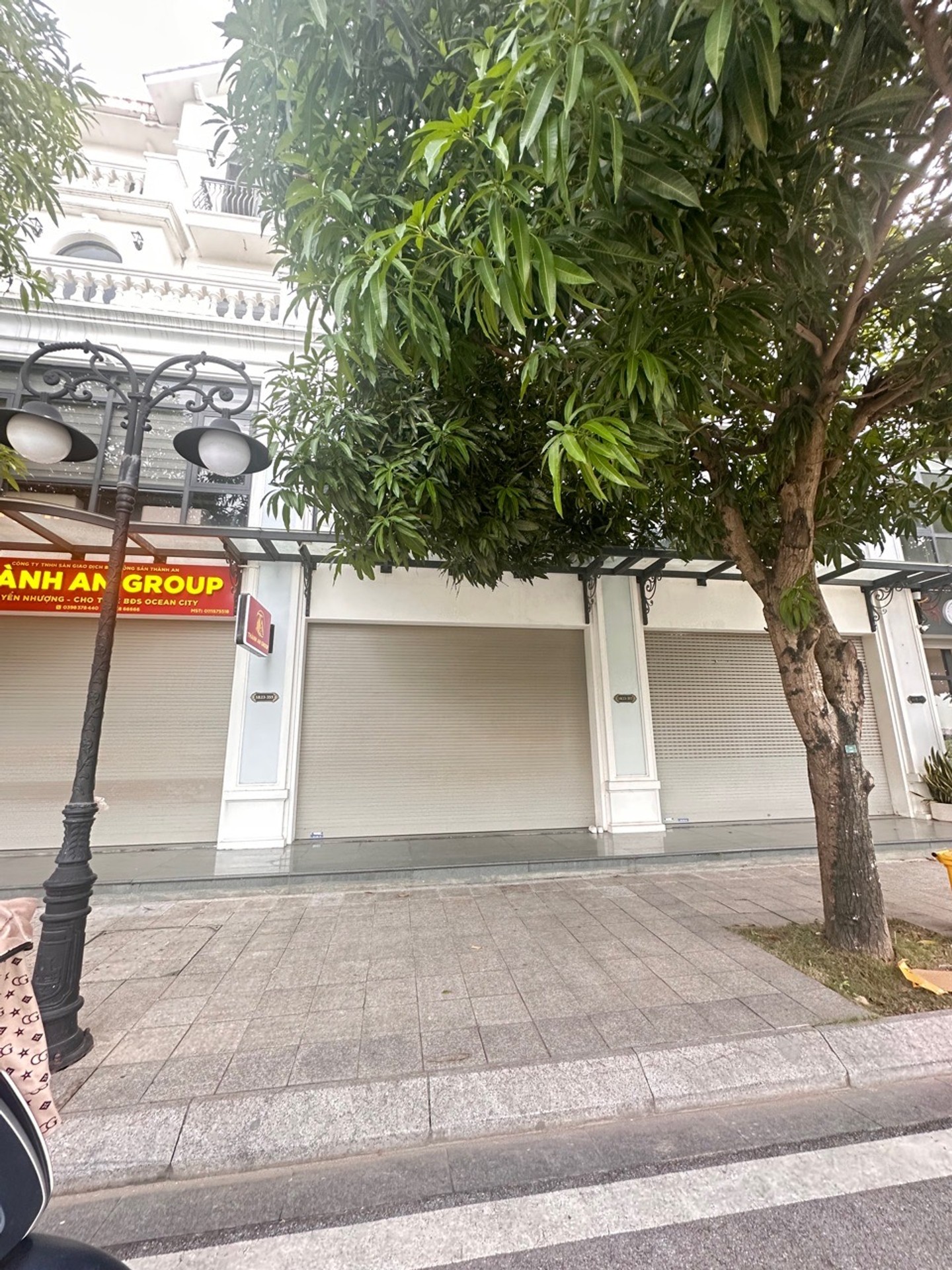 Biệt Thự Shophouse Đắc Địa gần TTTM Vinhomes Gia Lâm, dòng tiền tốt
