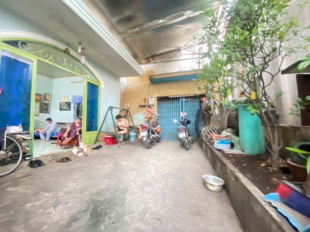 Bán nhà riêng 140m2 tại xã Phạm Văn Đồng, giá 6.9 tỷ giảm 600 triệu
