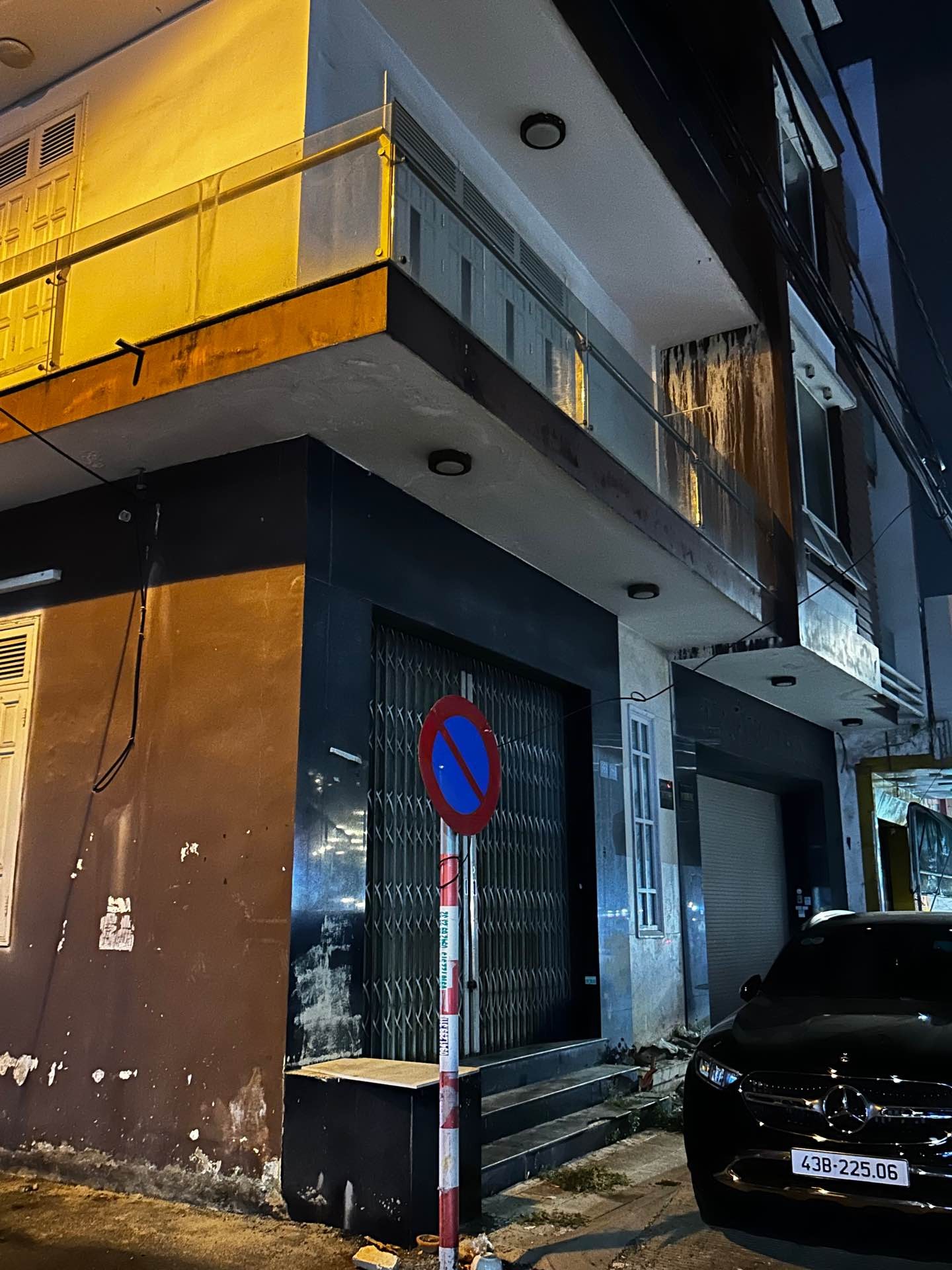 Cơ Hội Vàng Sở Hữu Nhà 2 Mặt Tiền Góc Đường Sầm Uất Tại Thanh Khê