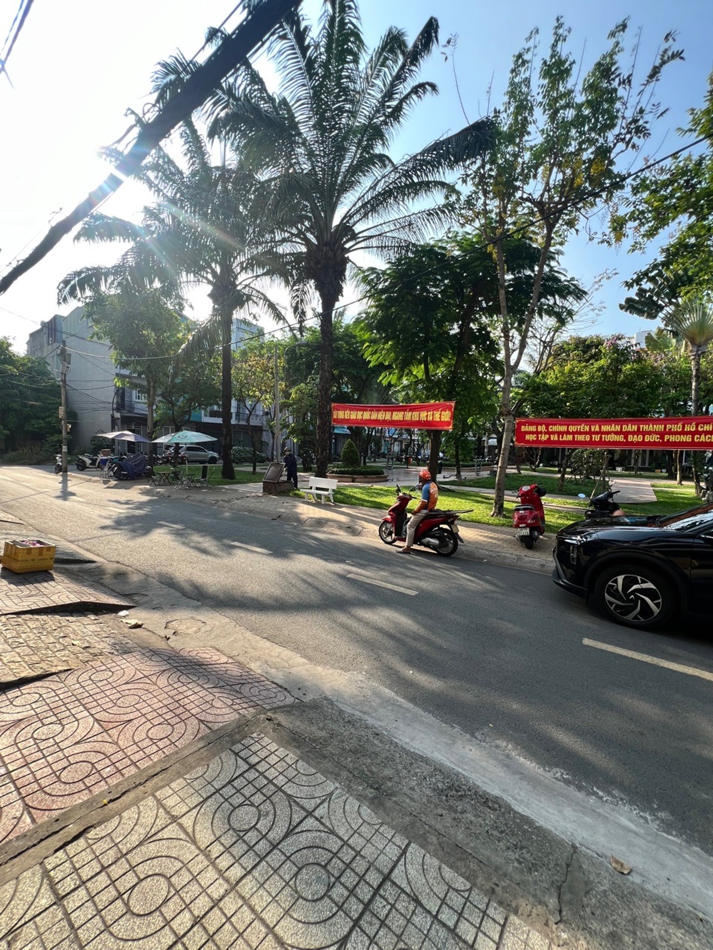 Bán nhà 5 tầng mặt tiền 4m khu Bông Sao giá 11.6 tỷ thương lượng