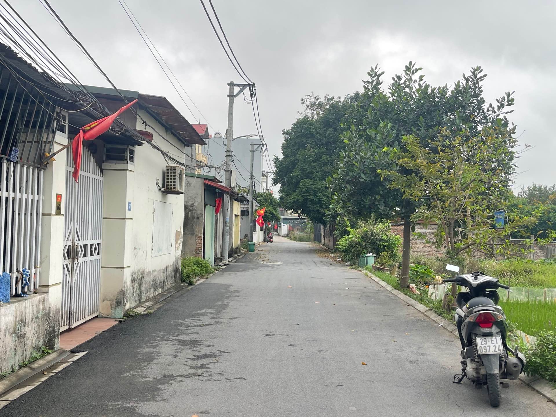 Ngõ Thông, Ô Tô Vào Thoải Mái, Mặt Tiền Siêu Rộng 8.9m.Gần ĐH Dệt May Hà Nội.