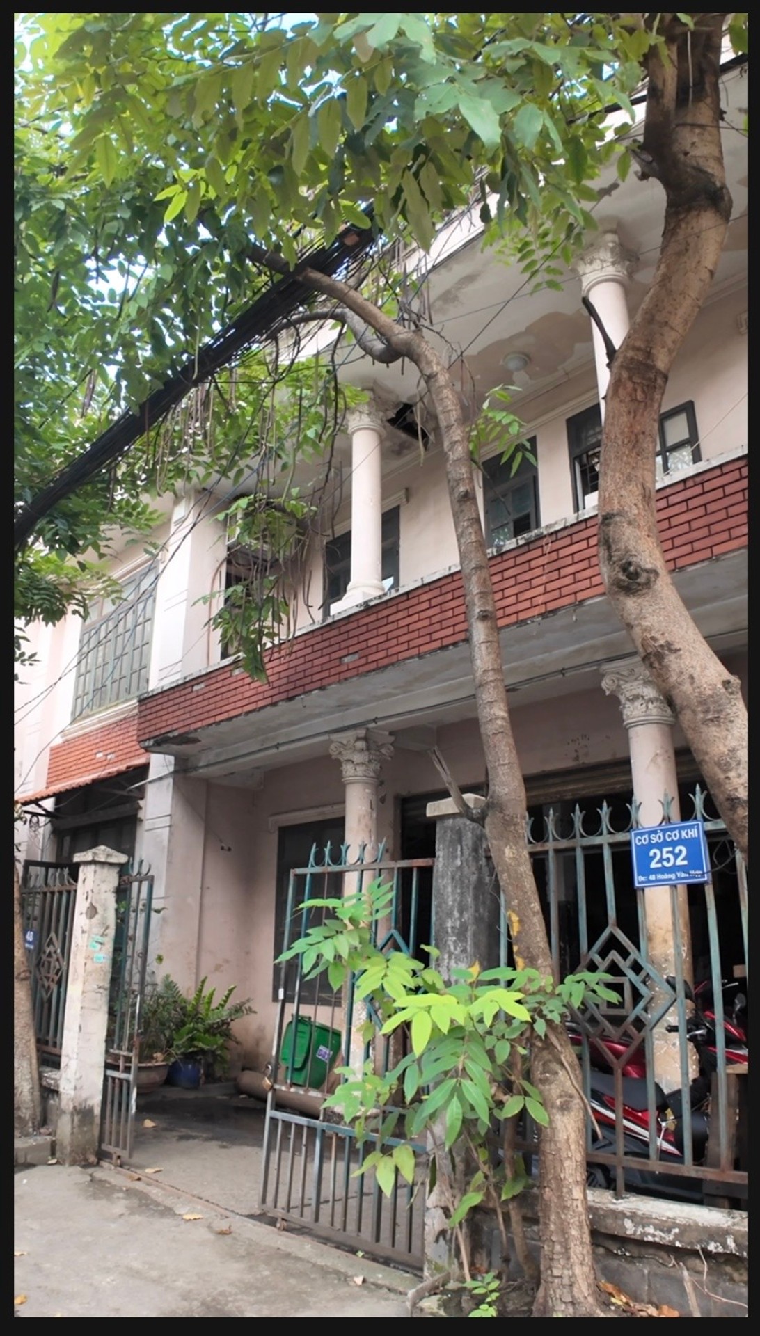Bán nhà mặt phố rộng rãi tại An Lạc, TP.HCM