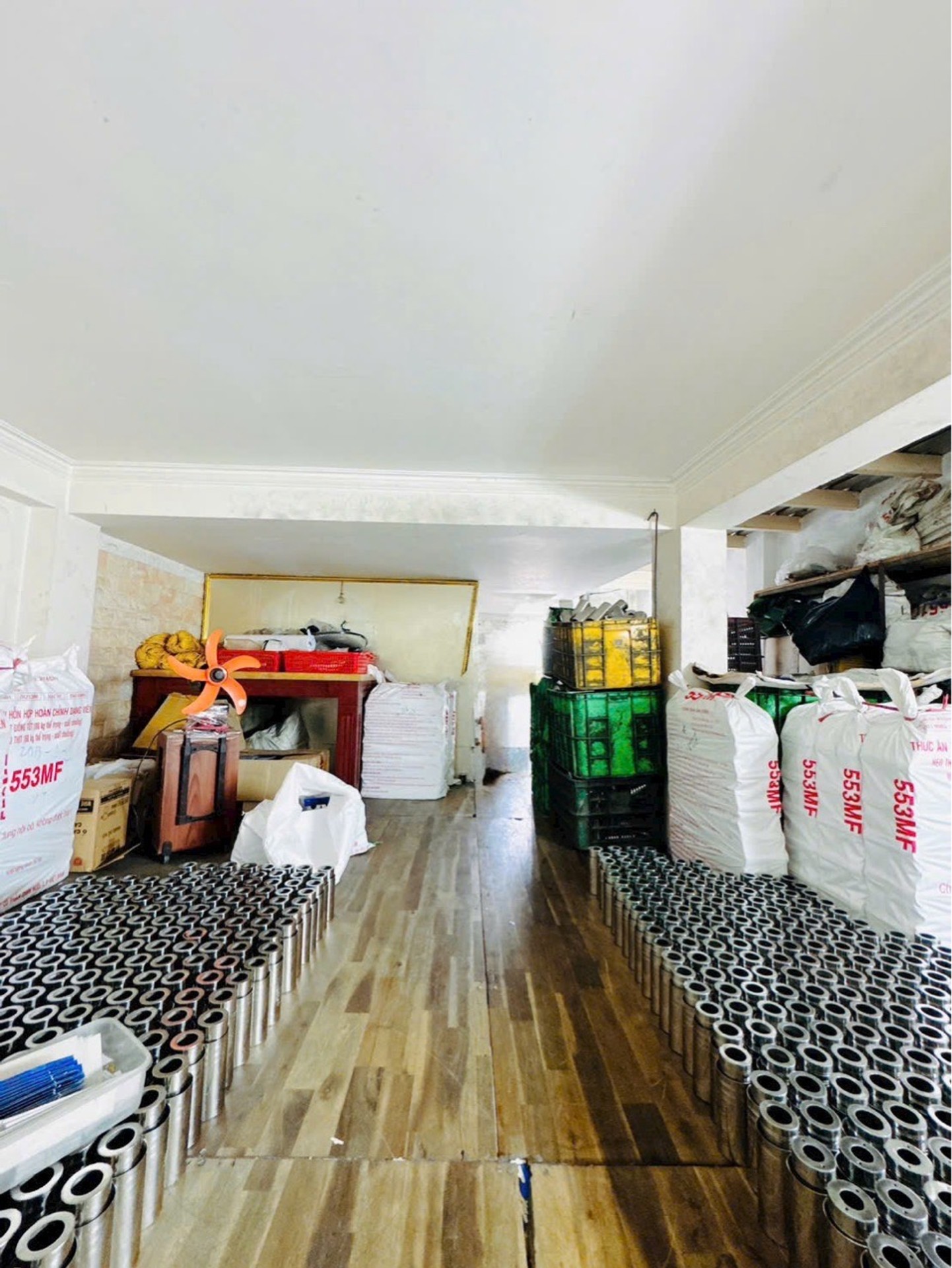 Bán nhà hẻm xe hơi, Hoài Thanh, phường Phú Định, 53m² , 6 tầng, chưa đến 5 tỷ.