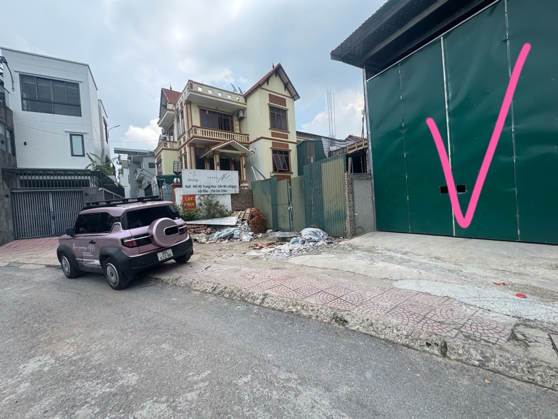 Bán đất 76.8m2 tại Bát Khối, mặt tiền 4.5m, view hồ, pháp lý rõ ràng