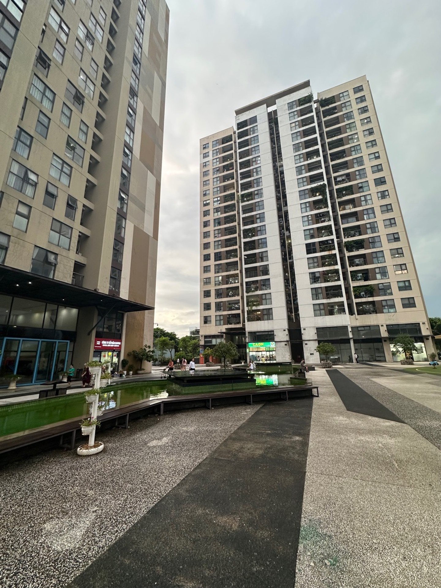 Căn hộ cao cấp 120m2 tại Green Park Việt Hưng với 3 phòng ngủ, đầy đủ nội thất