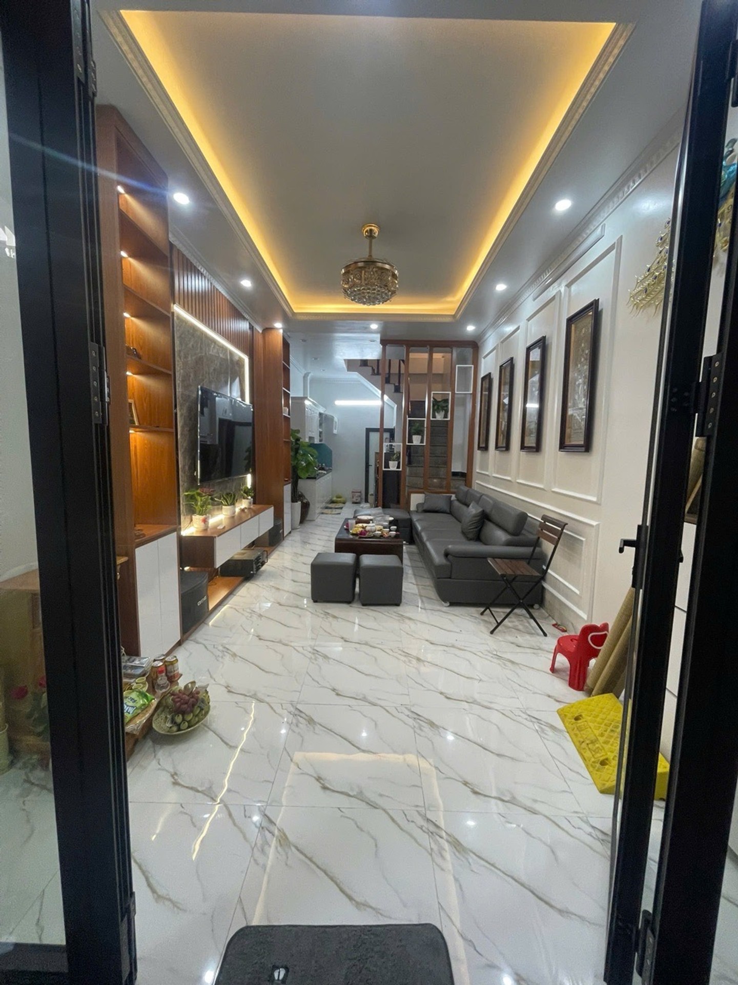 Nhà 5 tầng sang trọng Tân Mai – Cơ hội hiếm với giá tốt, gần ô tô