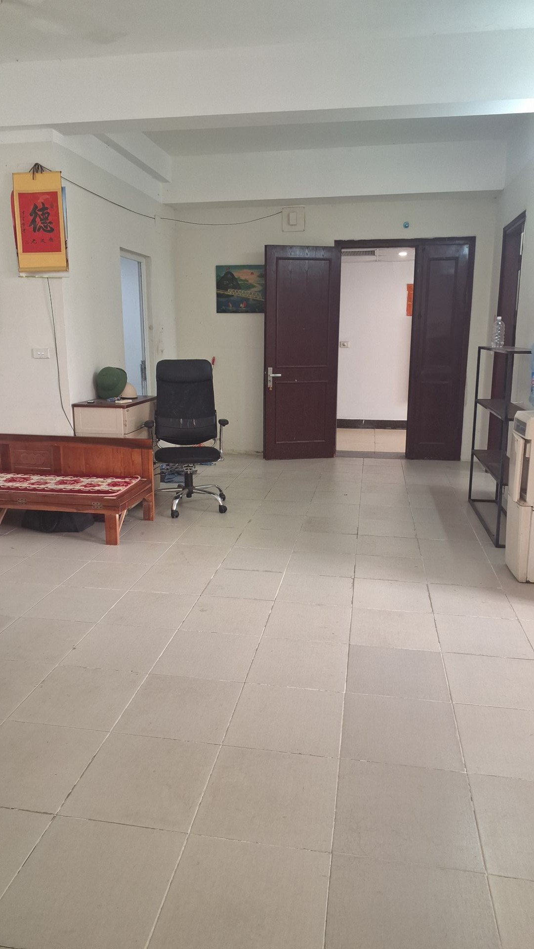 Căn hộ này phù hợp cho gia đình có người lớn tuổi, nhiều thế hệ tại Trung tâm Tây hồ, Giá 9.5 tỷ