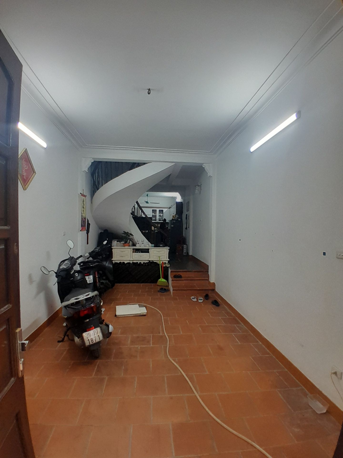 Cơ hội duy nhất sở hữu nhà đẹp Kim Mã giá hợp lý, ô tô đỗ cửa