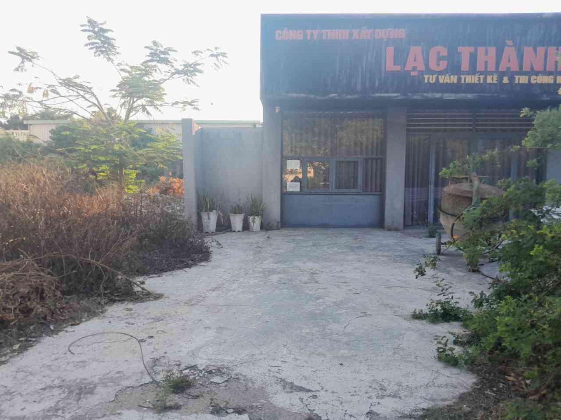 Bán đất mặt tiền rộng 12m tại Nguyễn Phan Chánh, diện tích 300m, giá 15.8 tỷ.