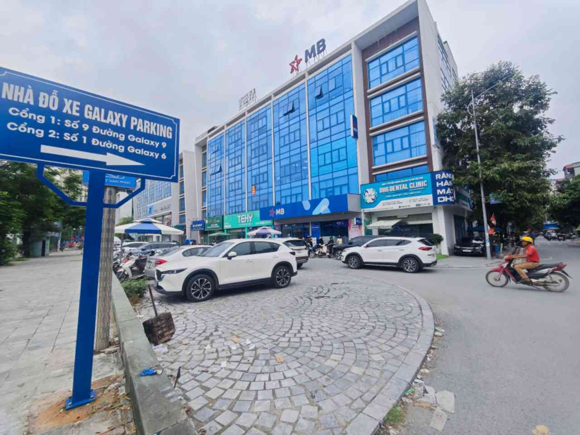 Cơ hội hiếm có sở hữu lô đất 2 mặt đường tại Vạn Phúc, 46,5m2, giá tốt