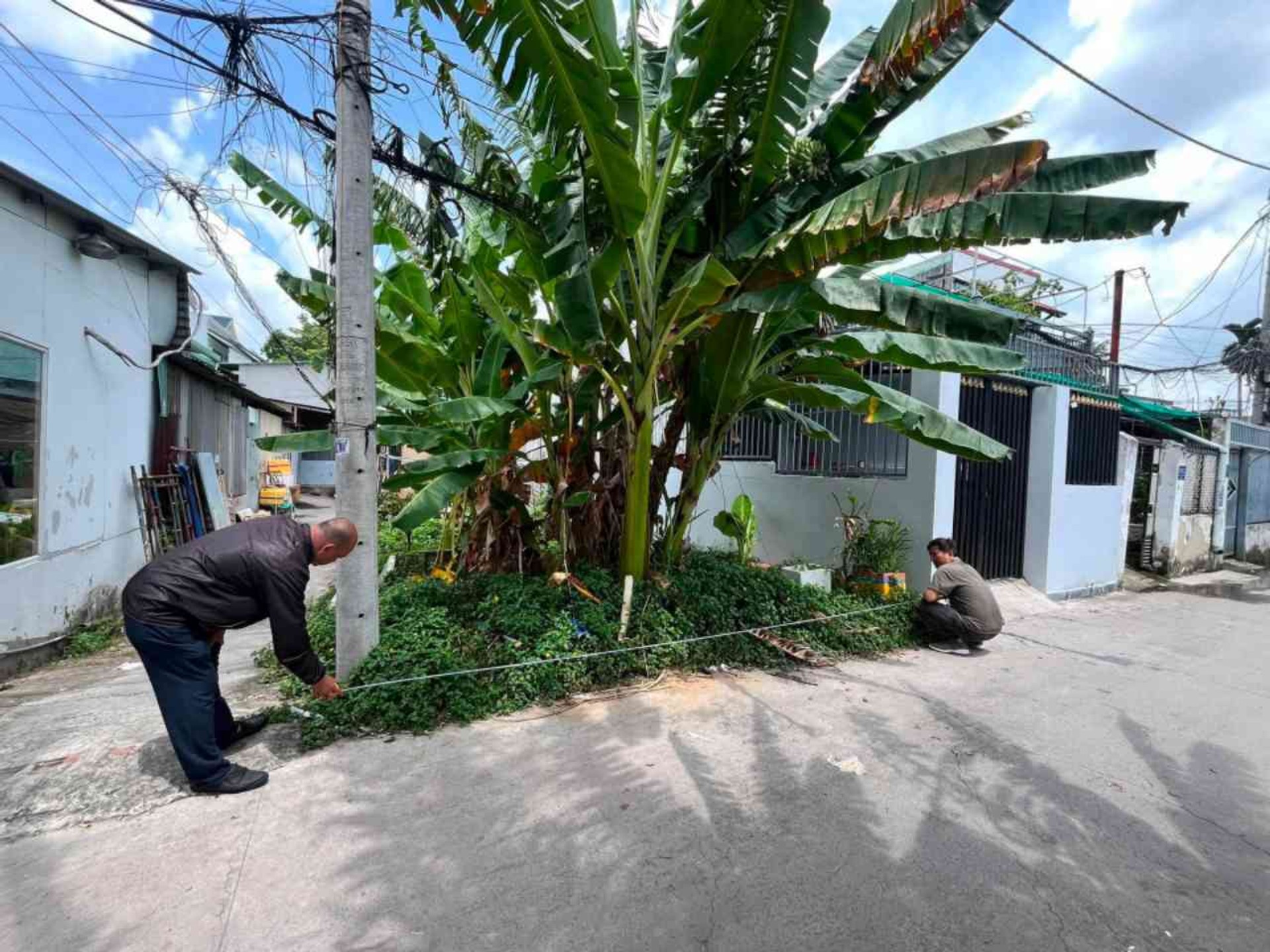 CHẤN ĐỘNG - ĐẤT HIỆP BÌNH, TĐ, HẺM Ô TÔ- DT: 75m2= 5m x 15m , SỔ HỒNG RIÊNG- Chỉ 1.85 tỷ - TL