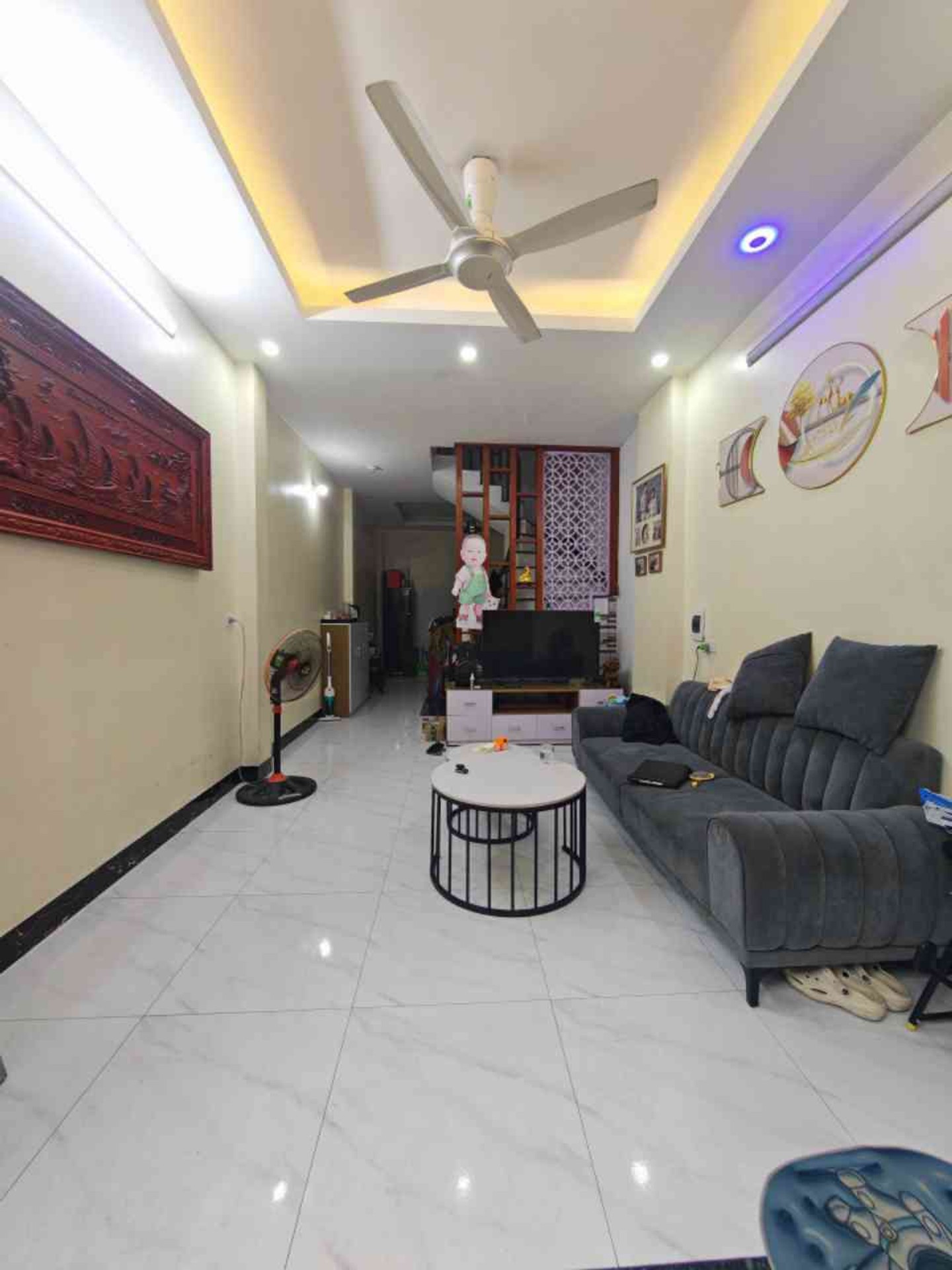 Nhà 4 tầng đẹp, ô tô đỗ cửa, full nội thất, giá hấp dẫn tại quận trung tâm