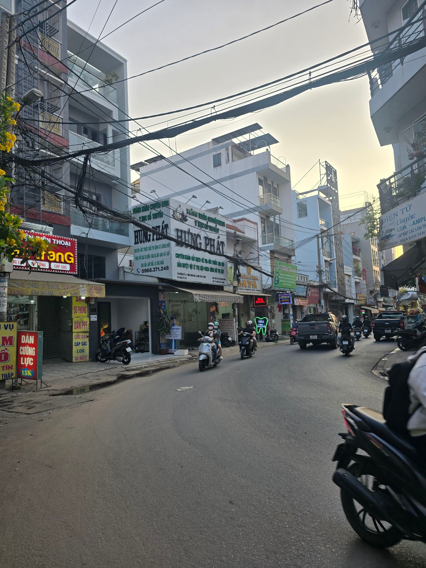 Cơ Hội Sở Hữu Nhà Mặt Phố Vị Trí Vàng Gần AEON Tân Phú