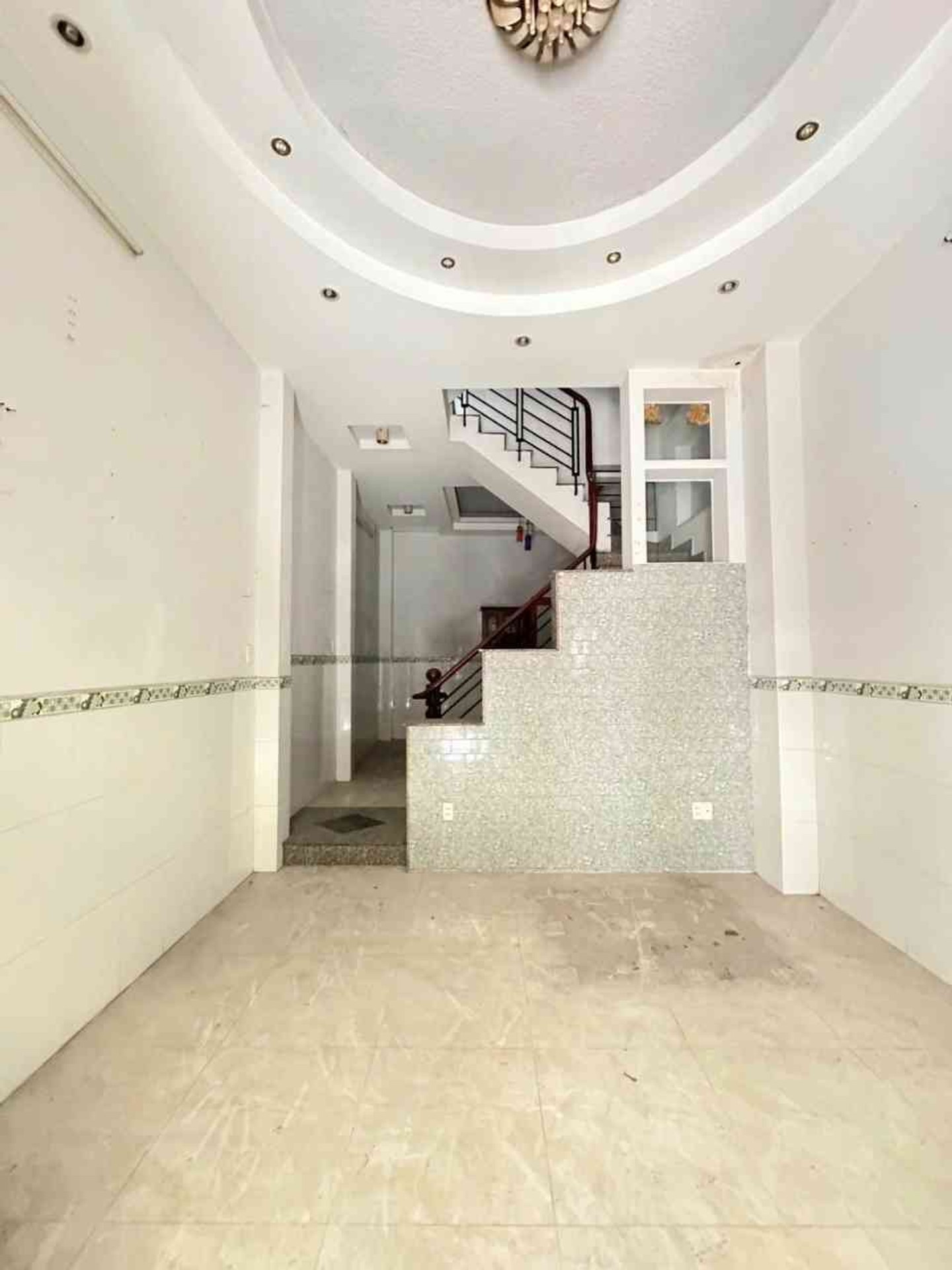 Bán nhà riêng 3 phòng ngủ 3 tầng tại Bình Tân, diện tích 44 m²