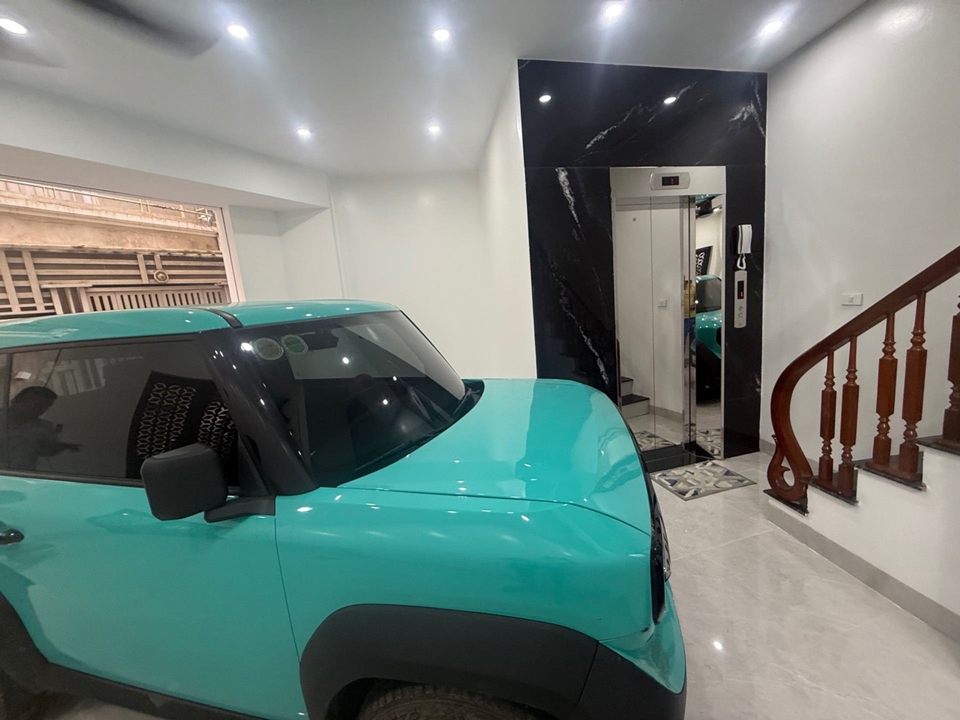 Bán nhà 6 tầng thiết kế sang trọng khu trung tâm phường Bồ Đề, Nguyễn Văn Cừ