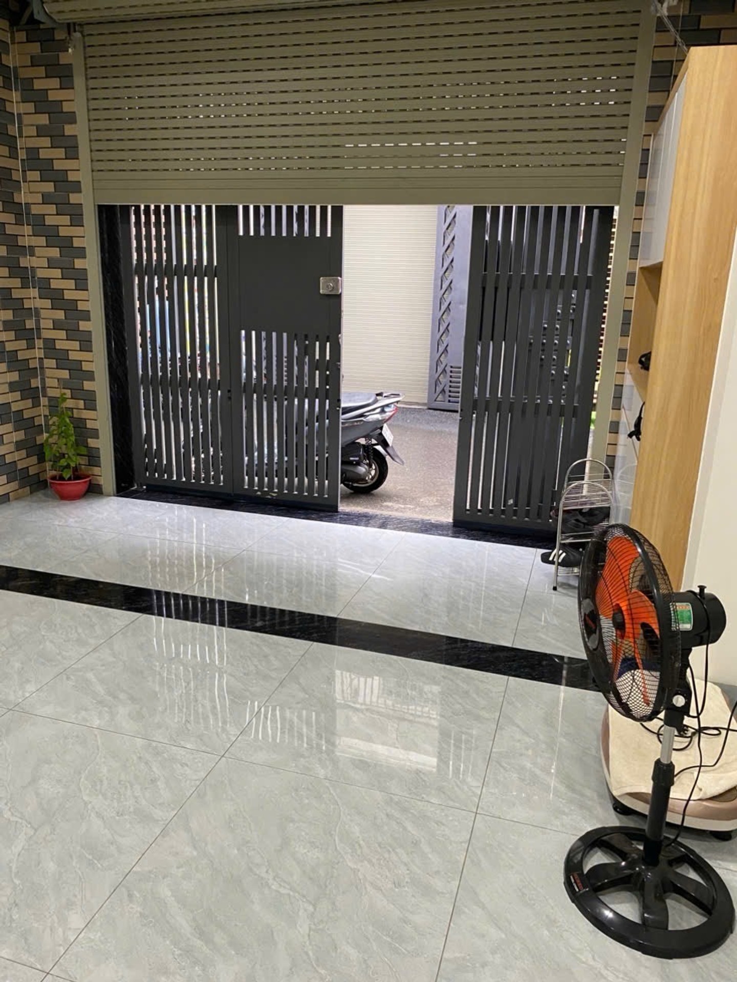 Bán nhà riêng 4 tầng 79m2 đường số 2, Trường Thọ, Thủ Đức, giá 8.2 tỷ