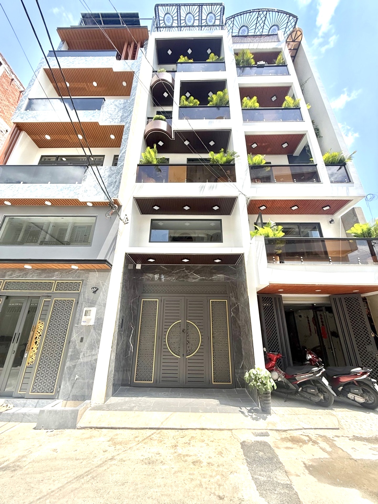 Bán nhà đẹp, khu đồng bộ 5 tầng, thang máy TCH 18A, gần Tô Ký, Quận 12, hẻm 6m, 4x25m, chỉ 9.x tỷ
