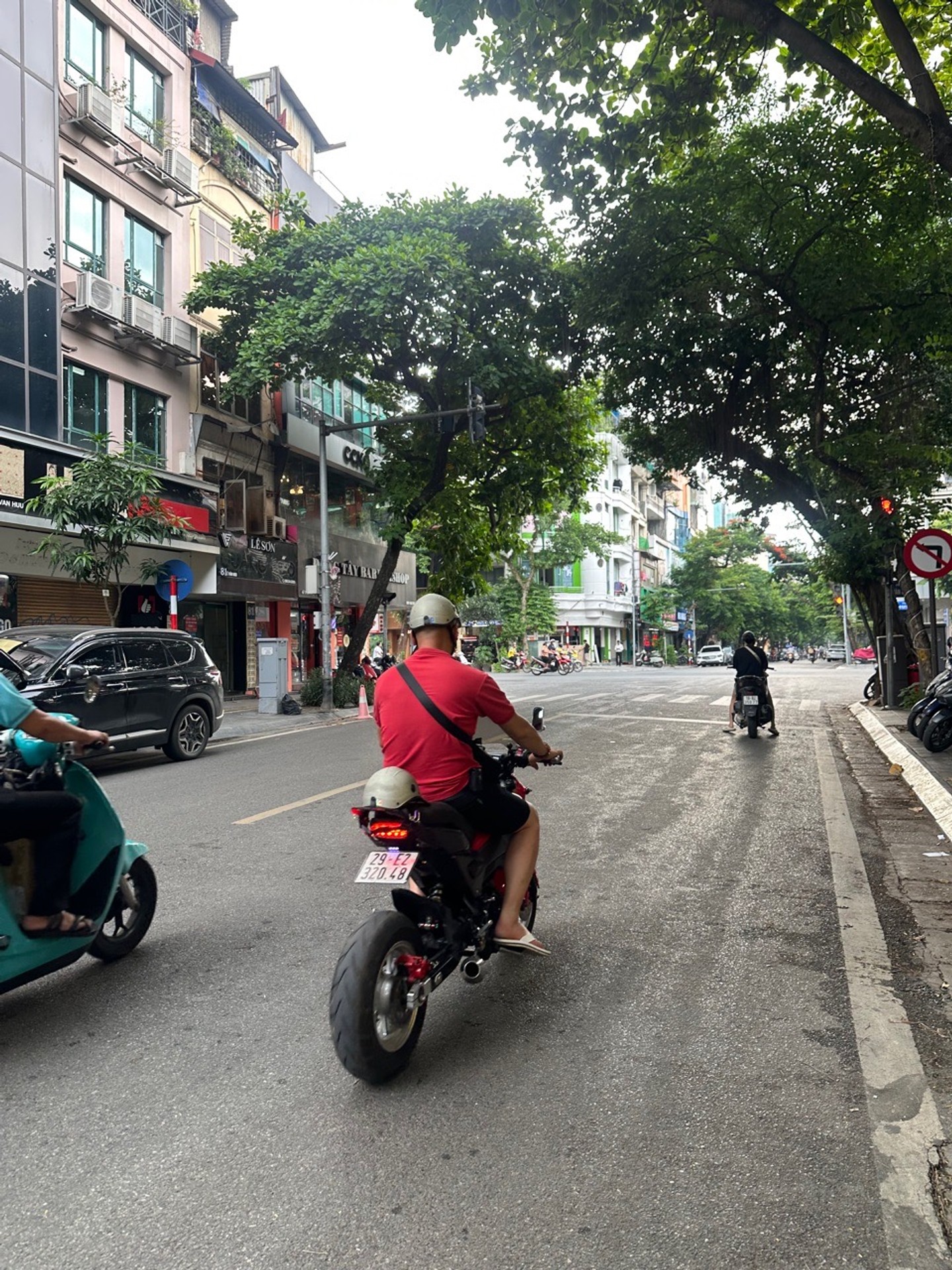 🔥#PHỐ_HUẾ-SÁT PHỐ-GẦN Ô TÔ ĐỖ-FULL NỘI THẤT-THANG MÁY-DT 30M -14TỶ