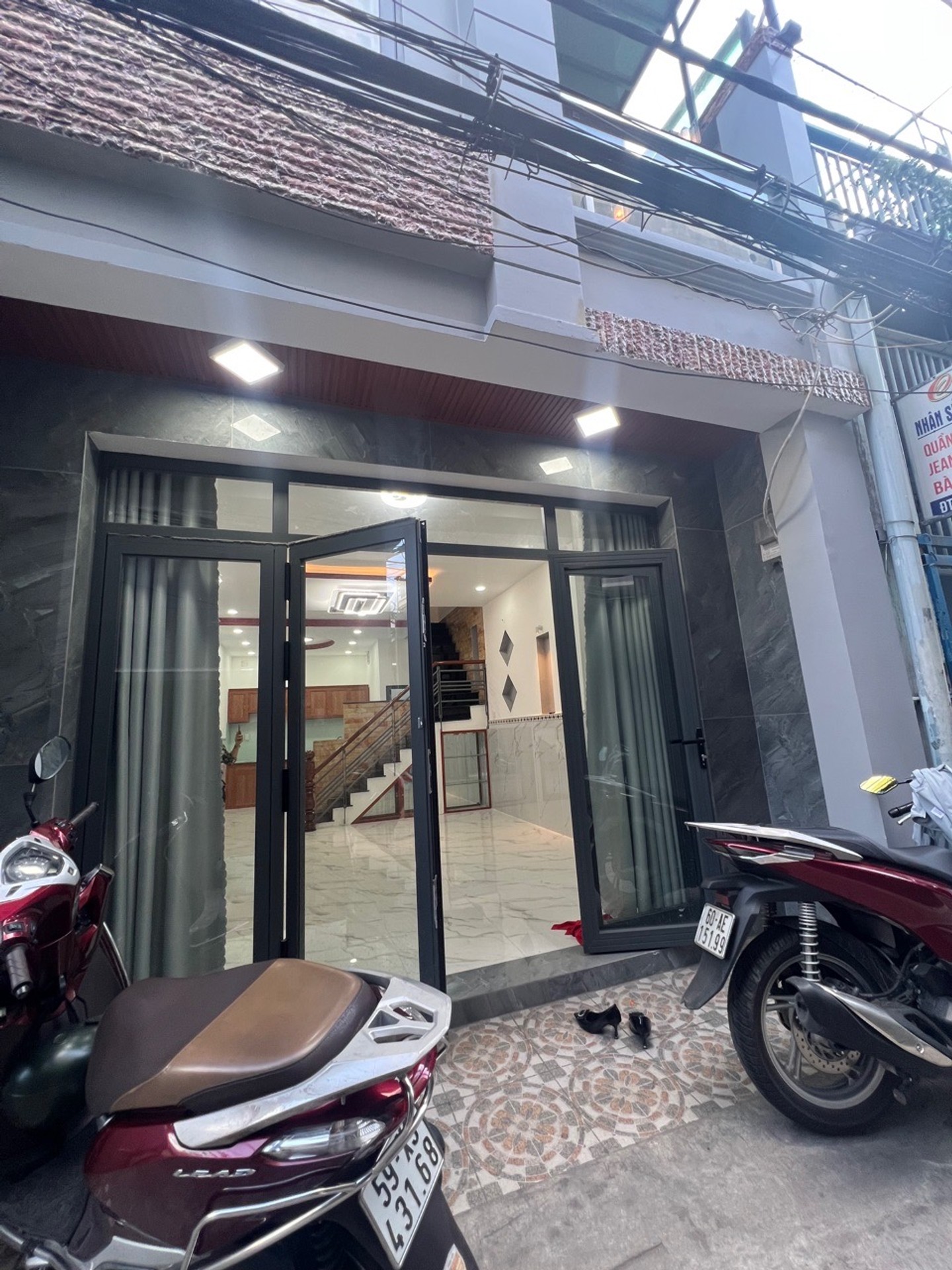 Bán nhà riêng 2 tầng 43m2 tại Hiệp Bình Chánh, Thủ Đức giá 4.9 tỷ