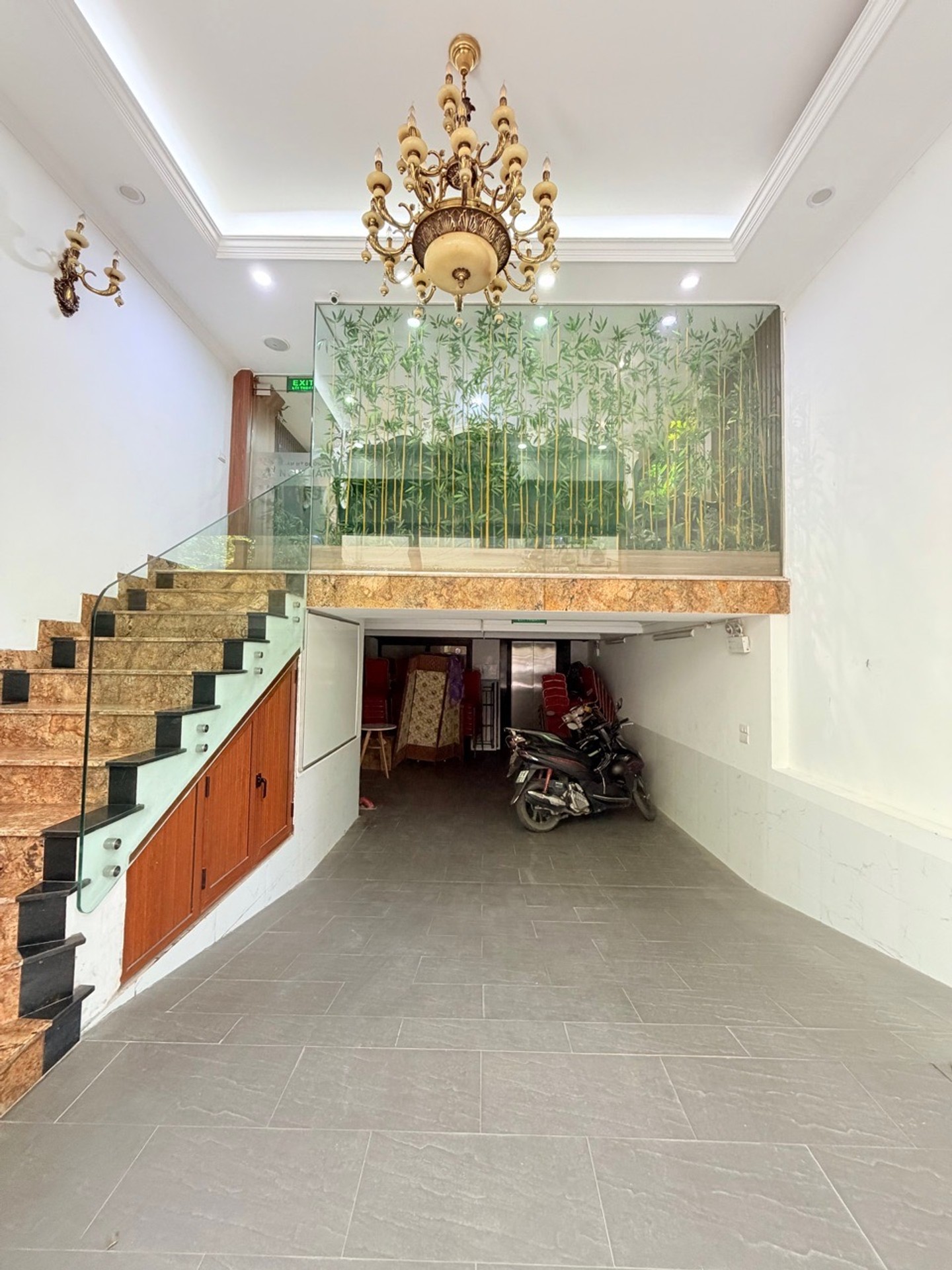 Nhà 9 tầng VIP phân lô Thanh Xuân, thang máy, gara ô tô