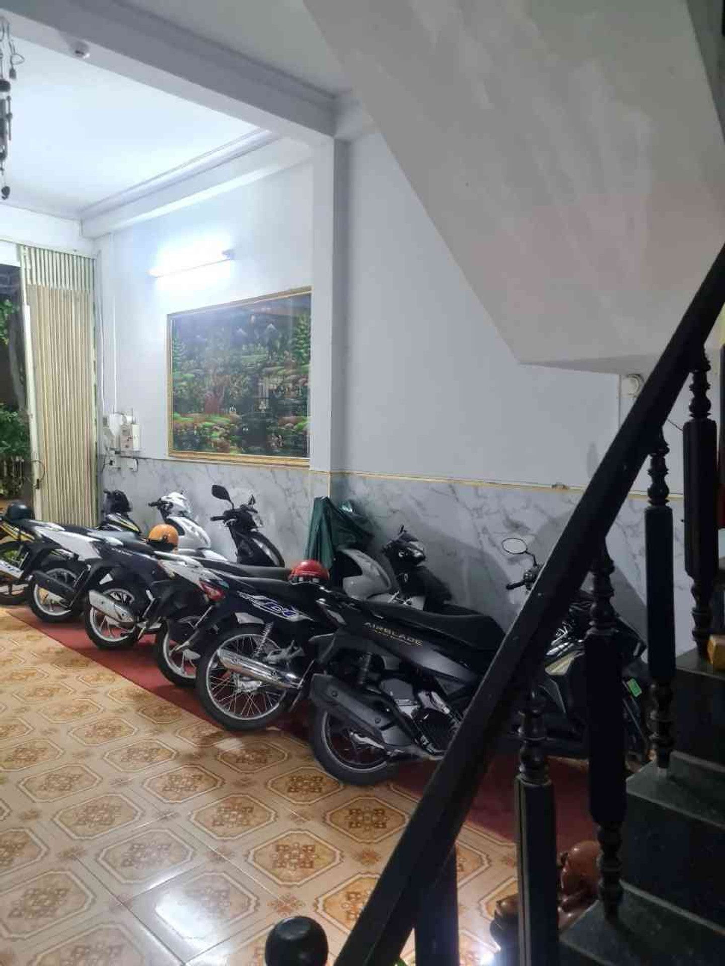 Bán nhà, mặt tiền, Dương Tụ Quán, 108m x 3 tầng, giá 21 tỷ, thương lượng
