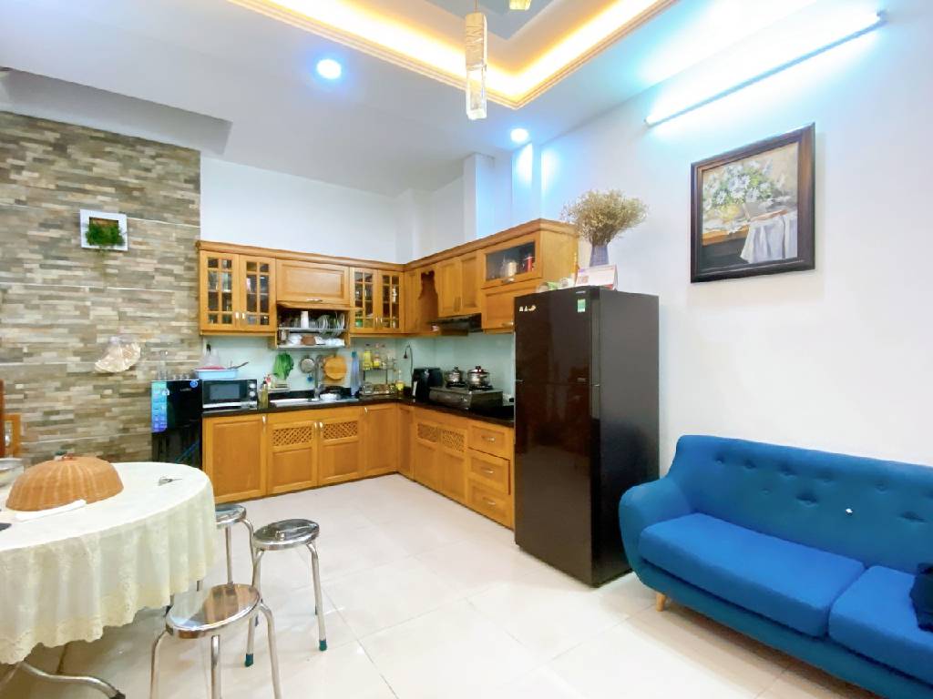 Nhà mặt phố 3 tầng 57m2 tại phường 11 Tân Bình giá 14.5 tỷ