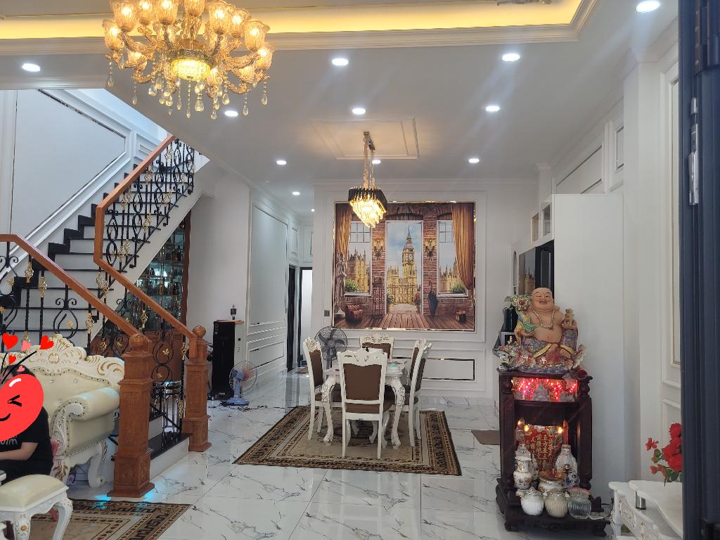 Nhà mới siêu sang mặt tiền Quốc Lộ 1A, 2 tầng rộng rãi