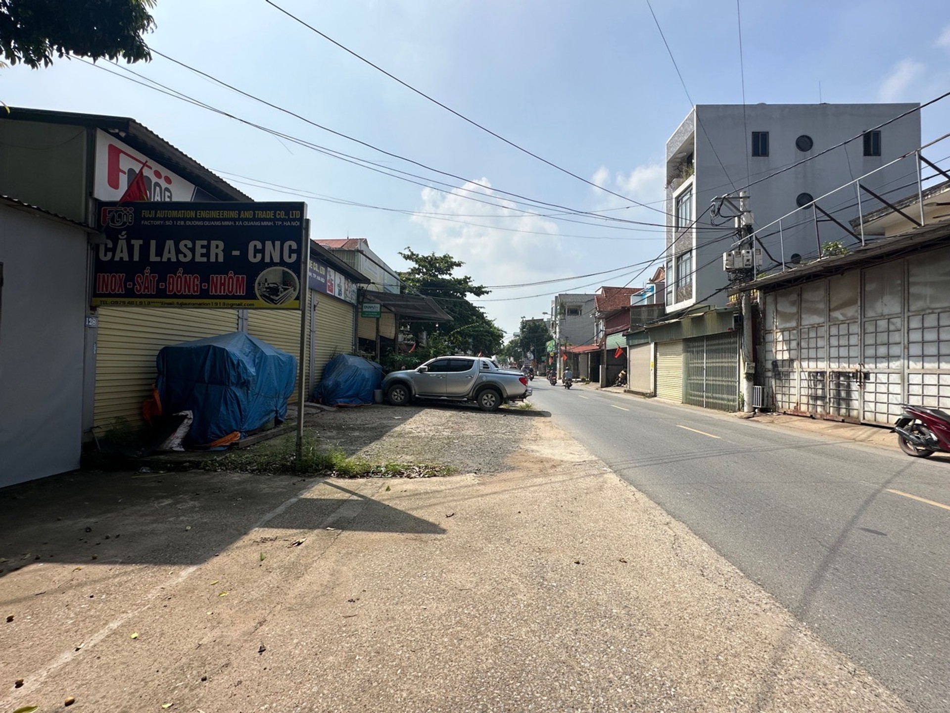 Bán đất mặt phố kinh doanh tại Quang Minh, diện tích 100m2, hướng Nam